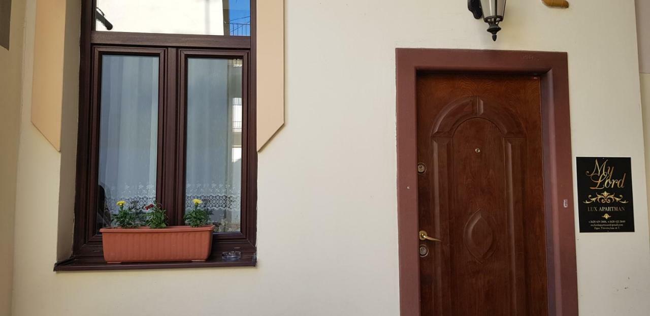 My-Lord Luxapartman Eger Ngoại thất bức ảnh