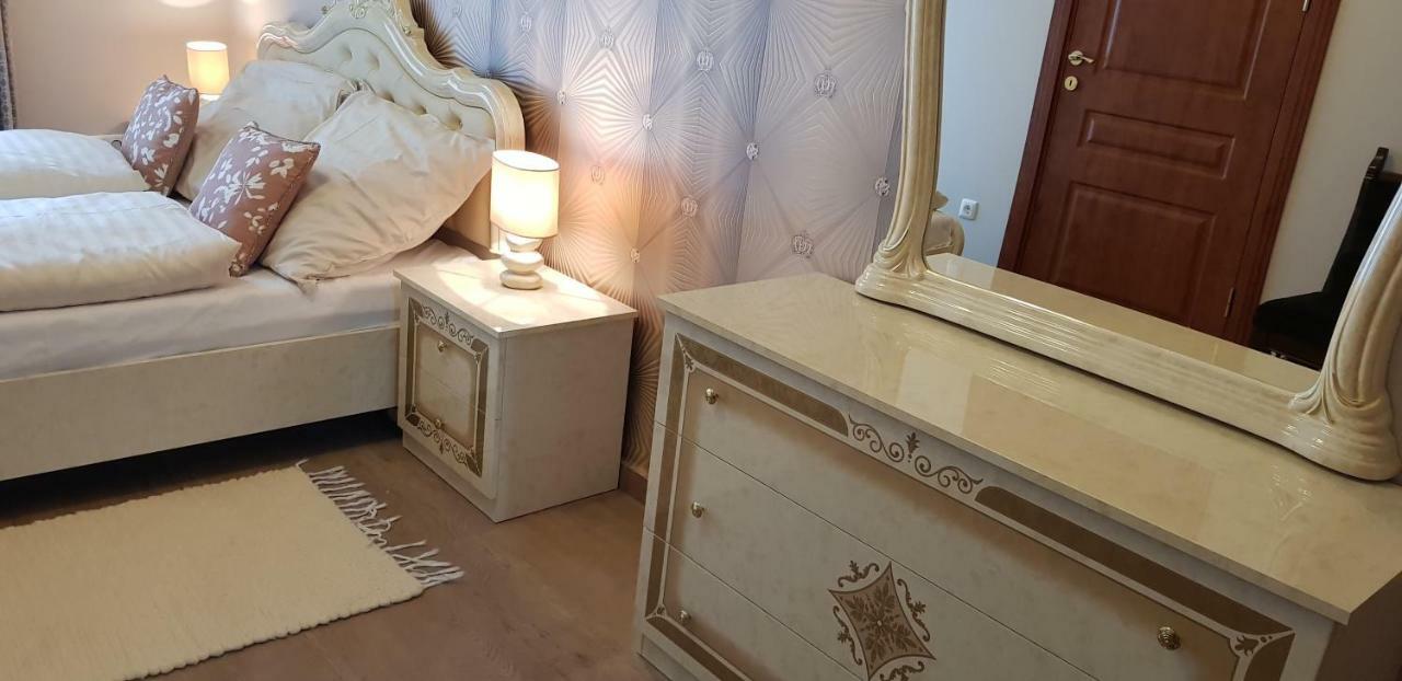 My-Lord Luxapartman Eger Ngoại thất bức ảnh