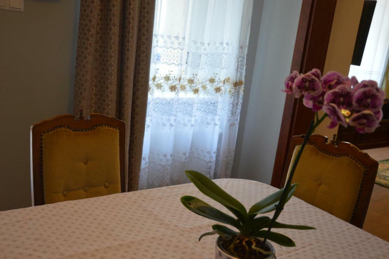 My-Lord Luxapartman Eger Ngoại thất bức ảnh